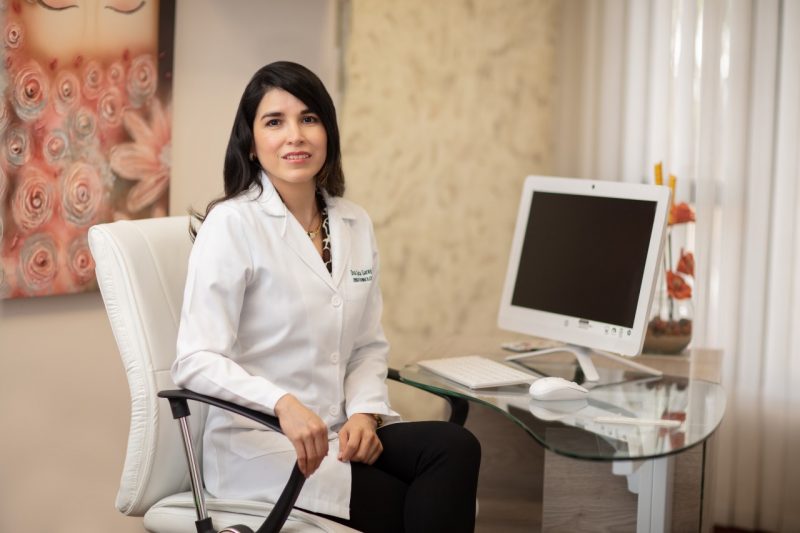 Dra. Karla Garay Endocrinólogos en Quito Especialistas en Nutrición Obesidad Reducción de Peso2